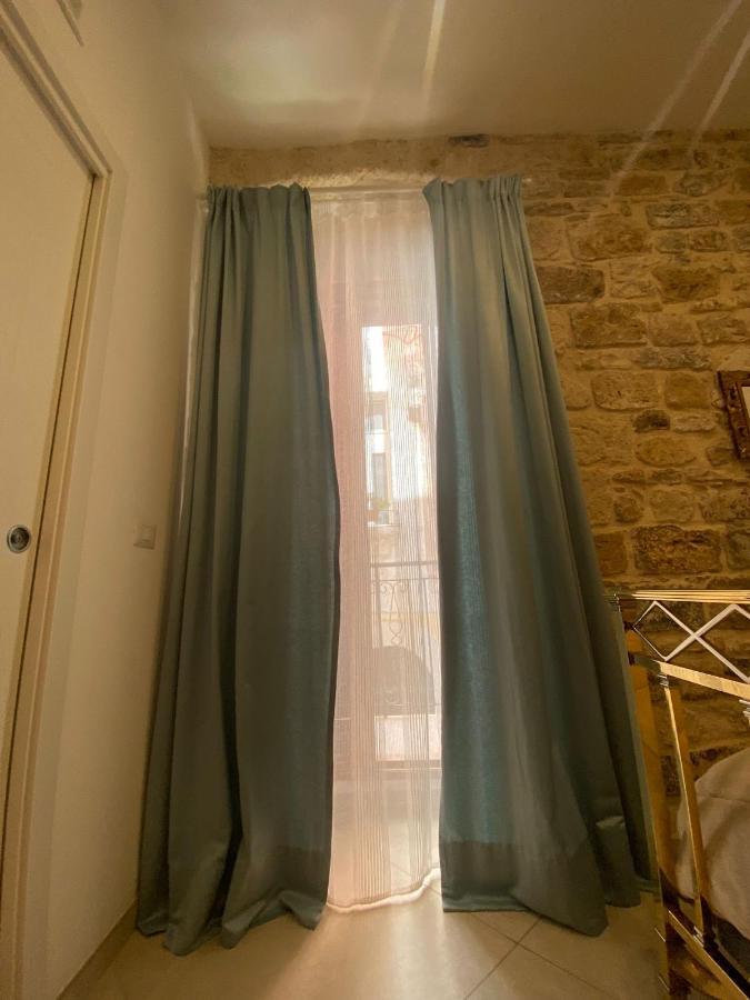 Dimora Del Carmine Hotel Bari Exterior photo