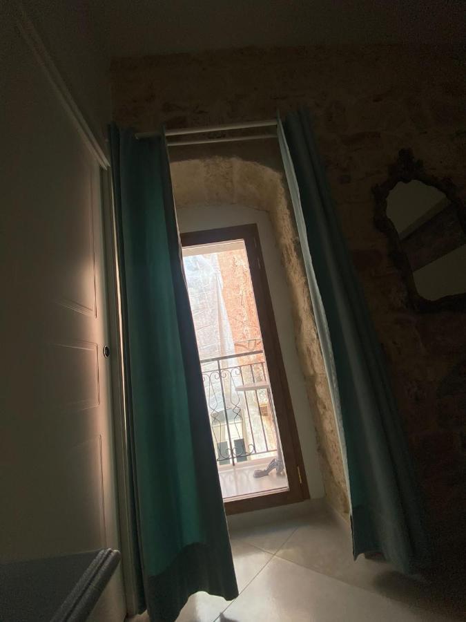 Dimora Del Carmine Hotel Bari Exterior photo
