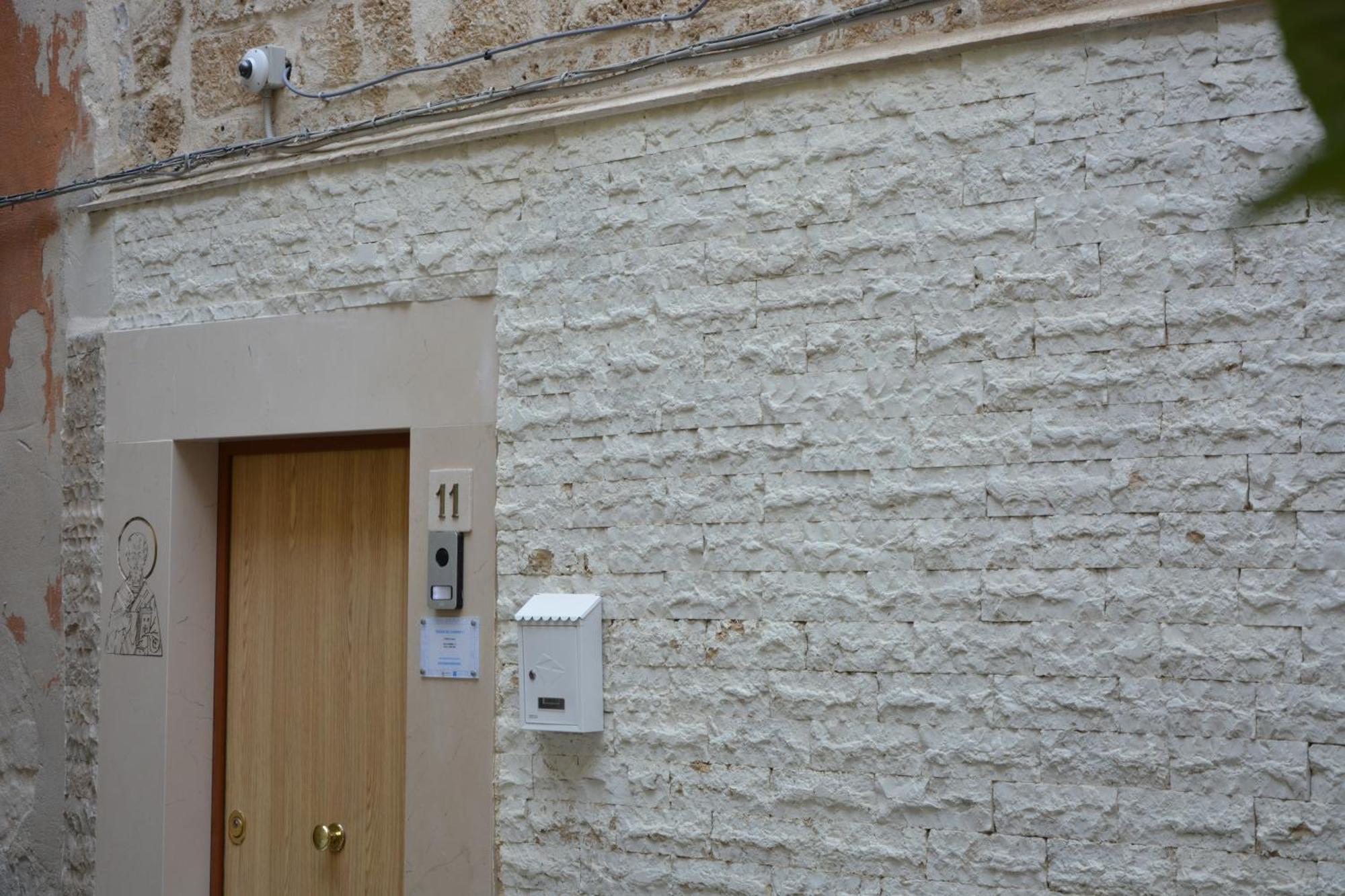 Dimora Del Carmine Hotel Bari Exterior photo