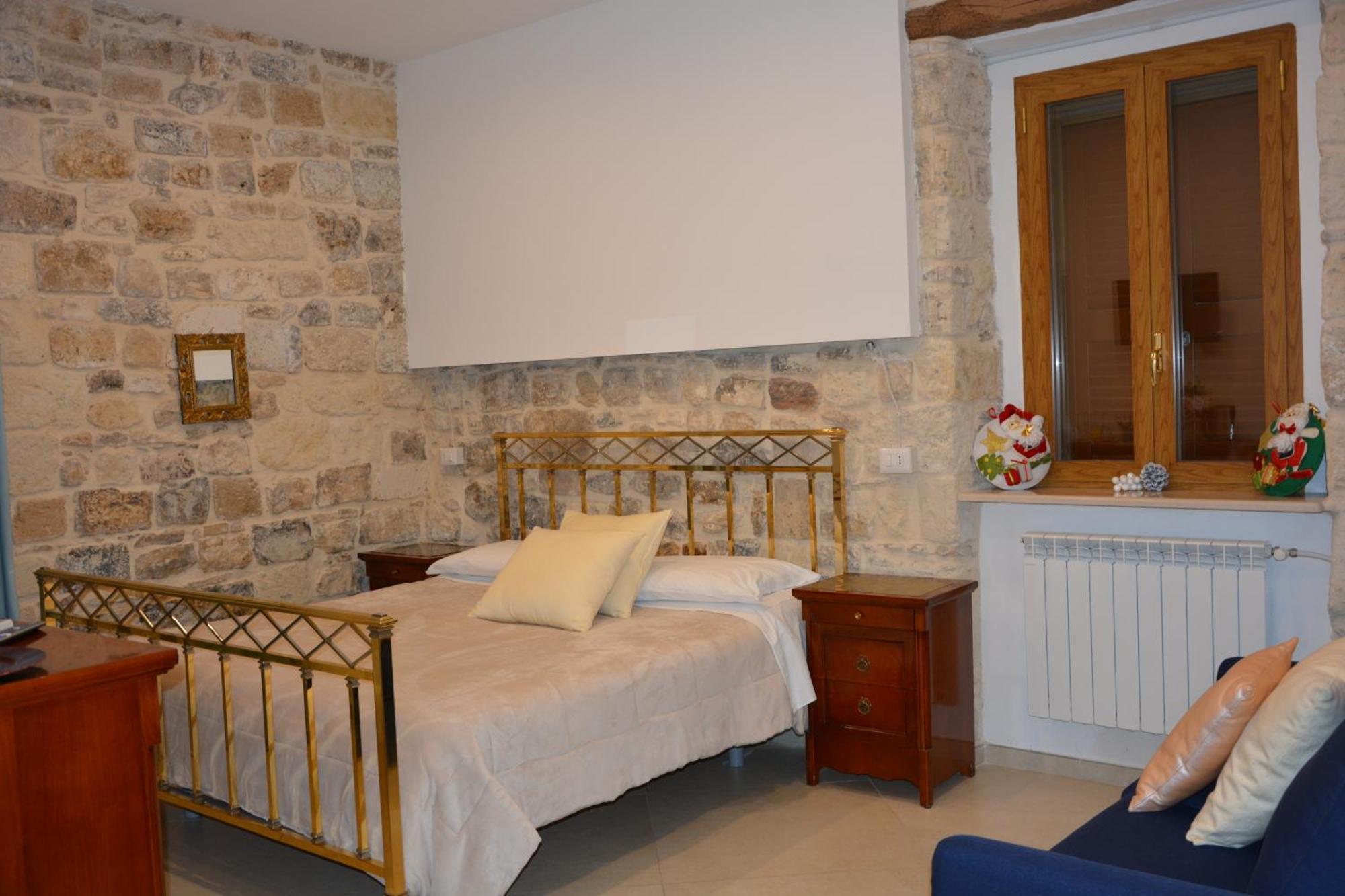 Dimora Del Carmine Hotel Bari Exterior photo